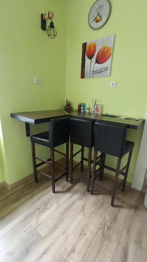 Apartment Kiki Новий Сад Екстер'єр фото